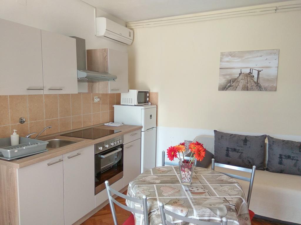Family Apartments K&M Pag Town Extérieur photo
